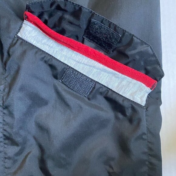 Nike Boys Black Lightweight Lined Bomber Jacket Medium US 12 - Picture 7 of 10